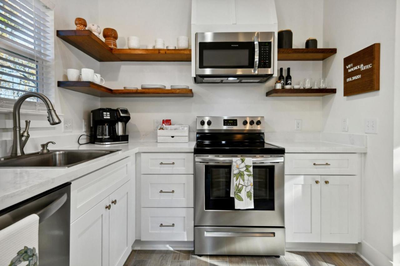 Cozy Vacation Rental In Old Town Bay St Louis Close To Beach, Bars, And Dining Bay St. Louis Εξωτερικό φωτογραφία