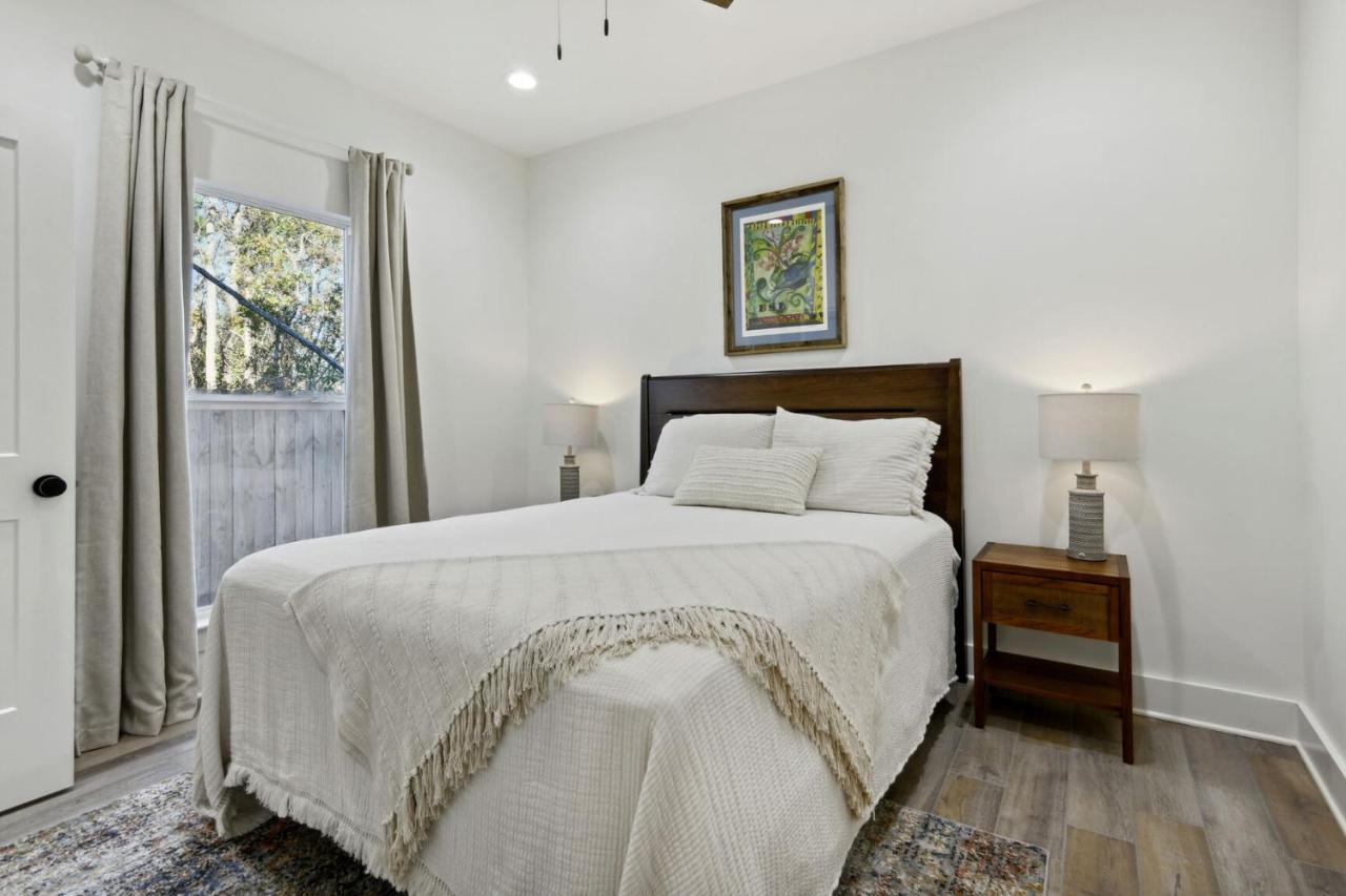 Cozy Vacation Rental In Old Town Bay St Louis Close To Beach, Bars, And Dining Bay St. Louis Εξωτερικό φωτογραφία